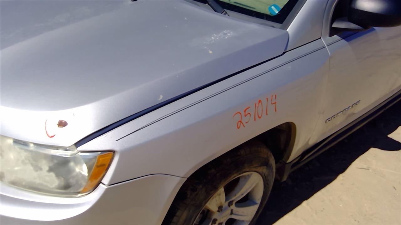 https://f005.backblazeb2.com/file/img-partshotlines-com/Inventory/SW52/Vehicle/20033_09.jpg