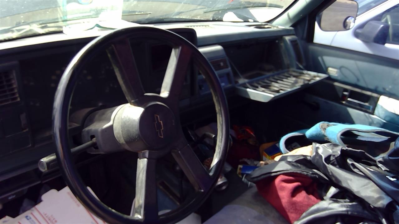 https://f005.backblazeb2.com/file/img-partshotlines-com/Inventory/SW52/Vehicle/20042_02.jpg