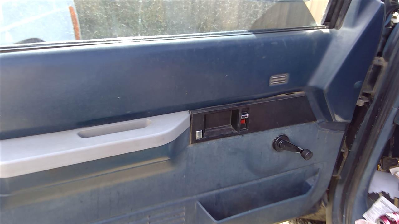 https://f005.backblazeb2.com/file/img-partshotlines-com/Inventory/SW52/Vehicle/20042_03.jpg