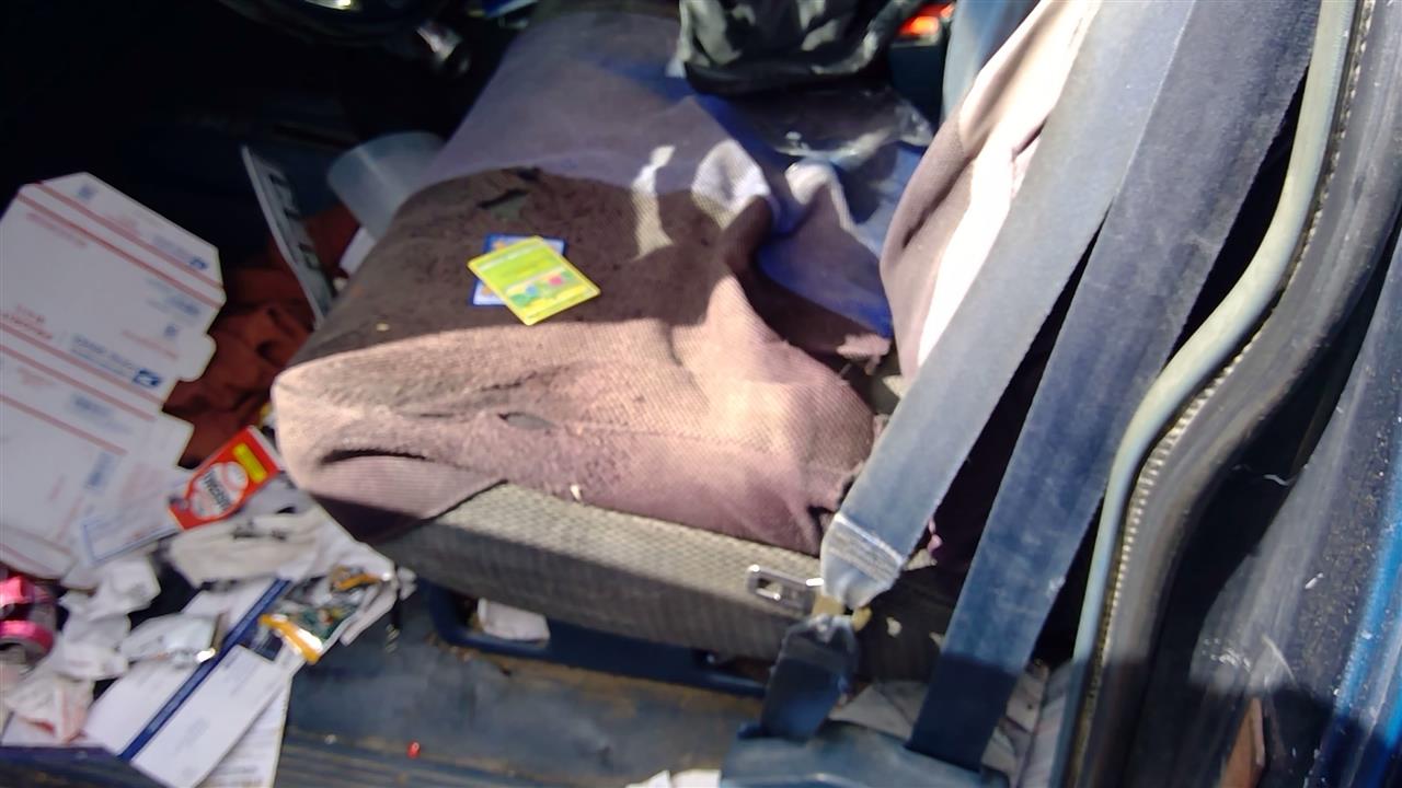 https://f005.backblazeb2.com/file/img-partshotlines-com/Inventory/SW52/Vehicle/20042_04.jpg