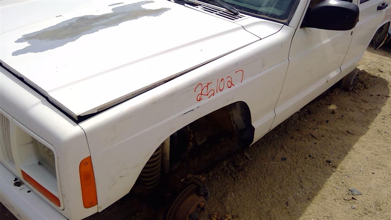 https://f005.backblazeb2.com/file/img-partshotlines-com/Inventory/SW52/Vehicle/20046_10.jpg
