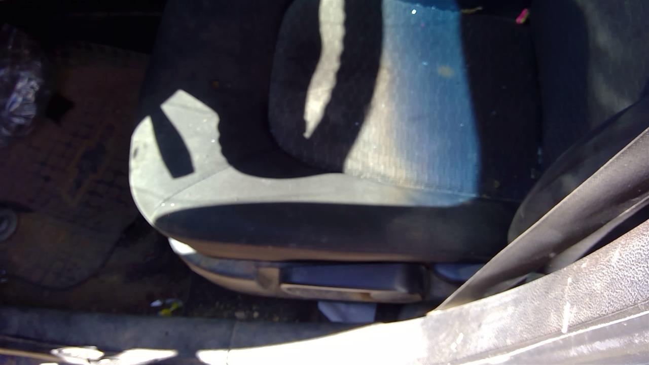 https://f005.backblazeb2.com/file/img-partshotlines-com/Inventory/SW52/Vehicle/20059_03.jpg