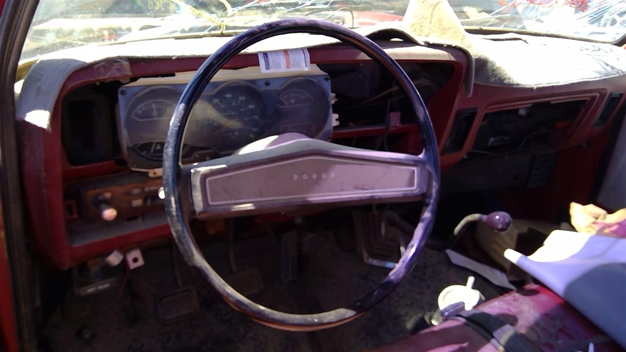 https://f005.backblazeb2.com/file/img-partshotlines-com/Inventory/SW52/Vehicle/20070_02.jpg