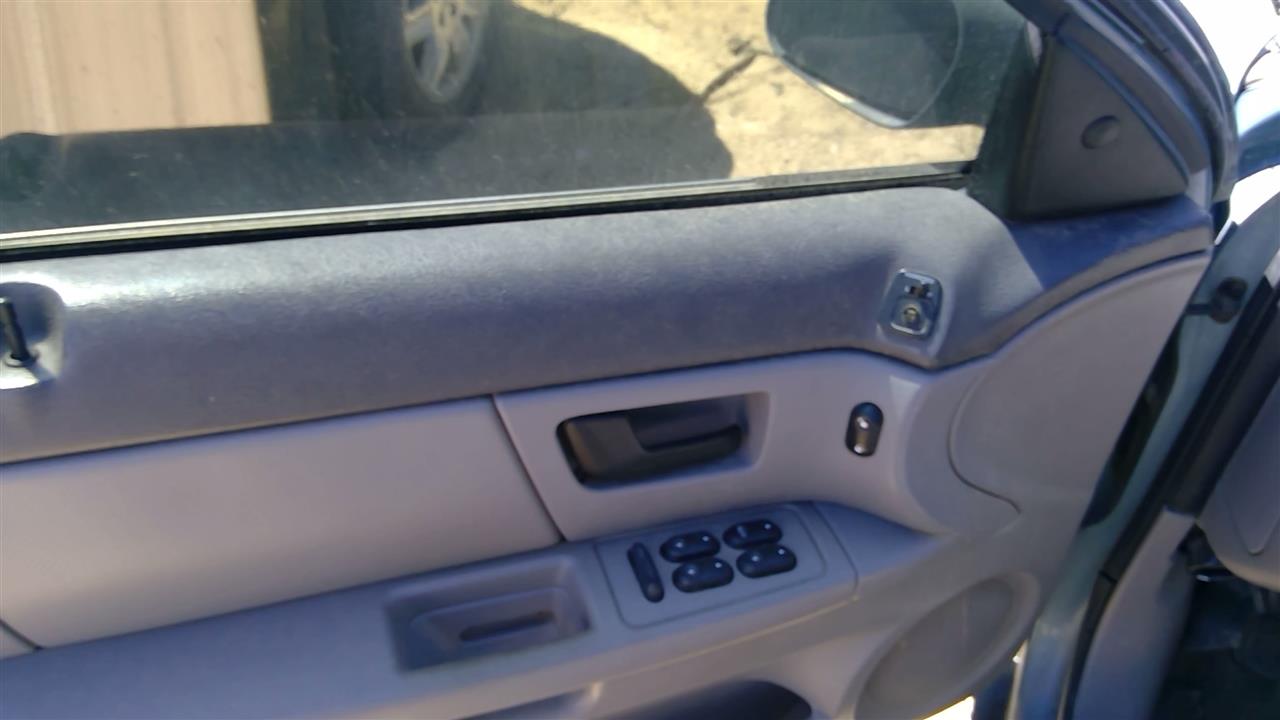 https://f005.backblazeb2.com/file/img-partshotlines-com/Inventory/SW52/Vehicle/20075_02.jpg