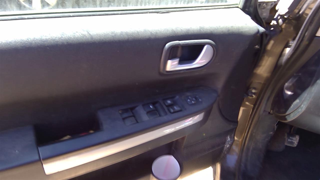 https://f005.backblazeb2.com/file/img-partshotlines-com/Inventory/SW52/Vehicle/20078_02.jpg