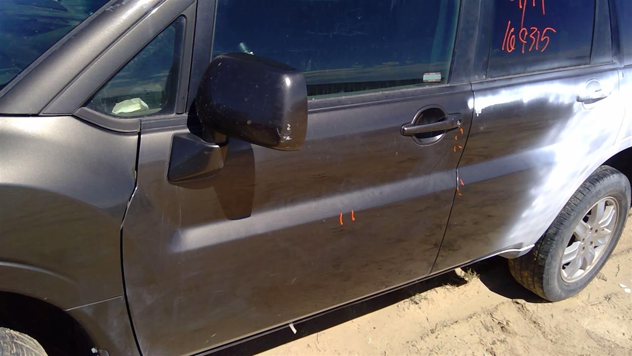 https://f005.backblazeb2.com/file/img-partshotlines-com/Inventory/SW52/Vehicle/20078_11.jpg