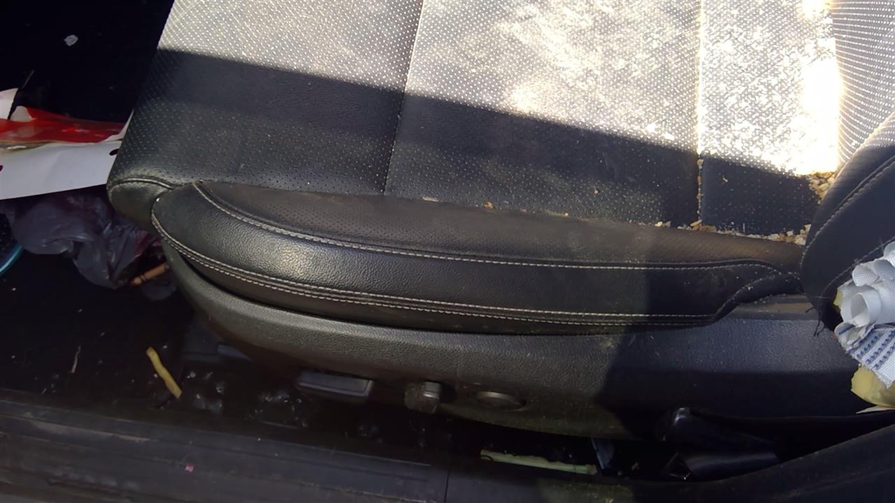https://f005.backblazeb2.com/file/img-partshotlines-com/Inventory/SW52/Vehicle/20084_03.jpg