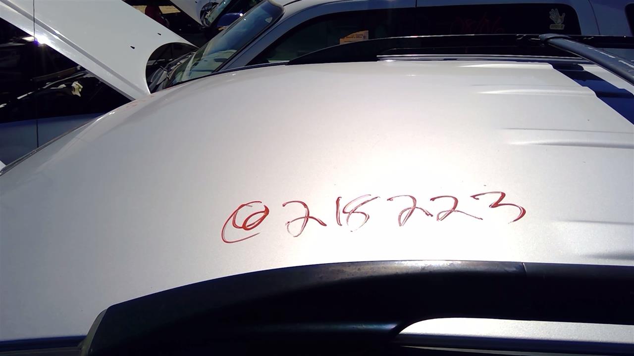 https://f005.backblazeb2.com/file/img-partshotlines-com/Inventory/SW52/Vehicle/20087_04.jpg
