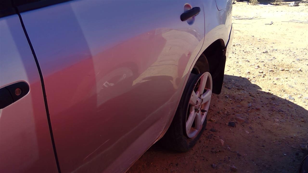 https://f005.backblazeb2.com/file/img-partshotlines-com/Inventory/SW52/Vehicle/20087_11.jpg