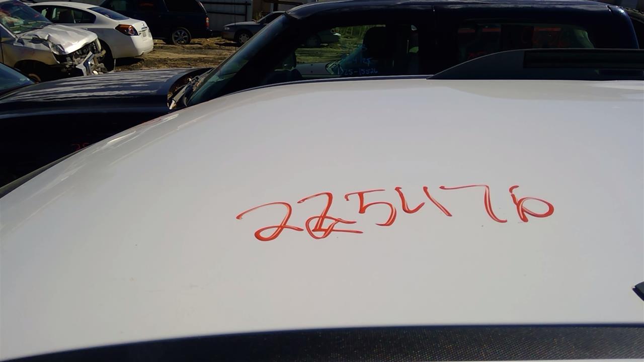 https://f005.backblazeb2.com/file/img-partshotlines-com/Inventory/SW52/Vehicle/20091_05.jpg