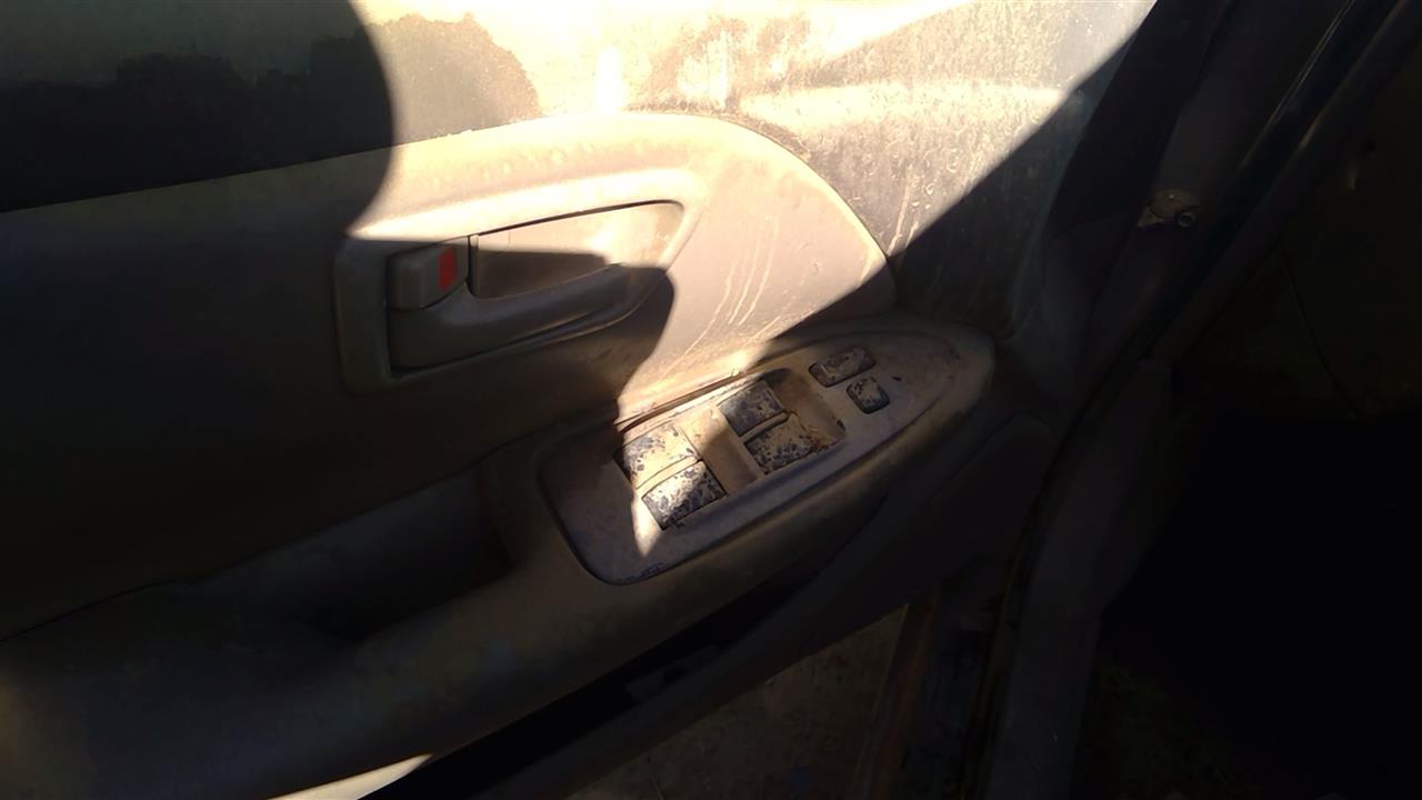 https://f005.backblazeb2.com/file/img-partshotlines-com/Inventory/SW52/Vehicle/20100_02.jpg