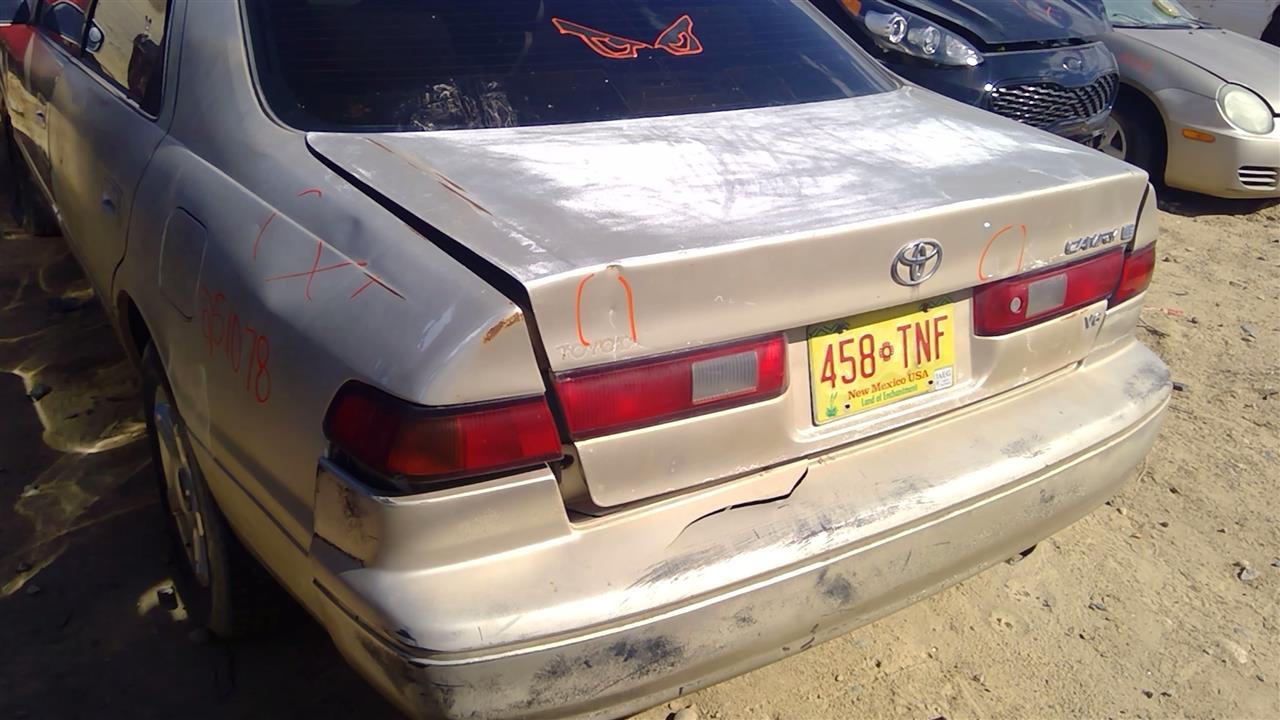 https://f005.backblazeb2.com/file/img-partshotlines-com/Inventory/SW52/Vehicle/20100_13.jpg