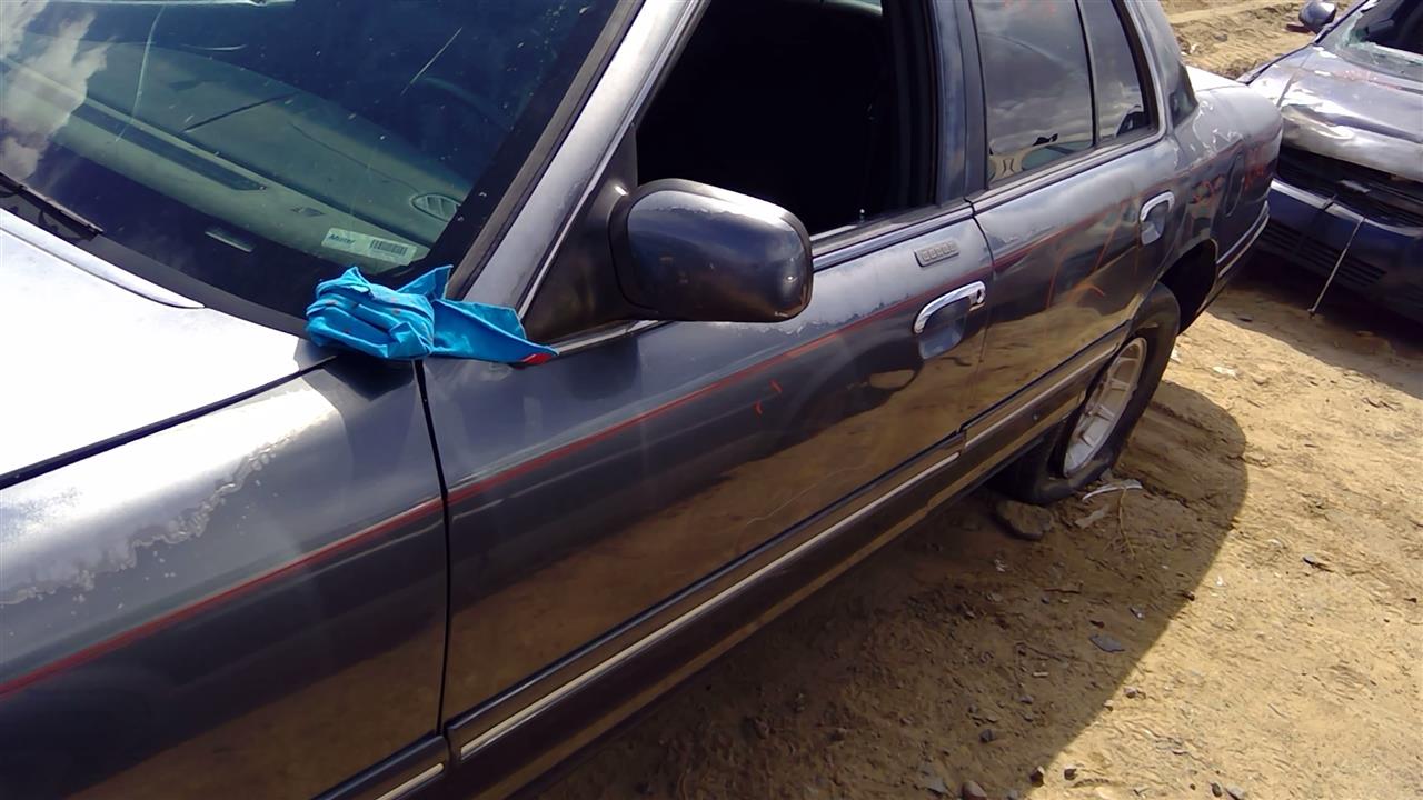 https://f005.backblazeb2.com/file/img-partshotlines-com/Inventory/SW52/Vehicle/20106_11.jpg