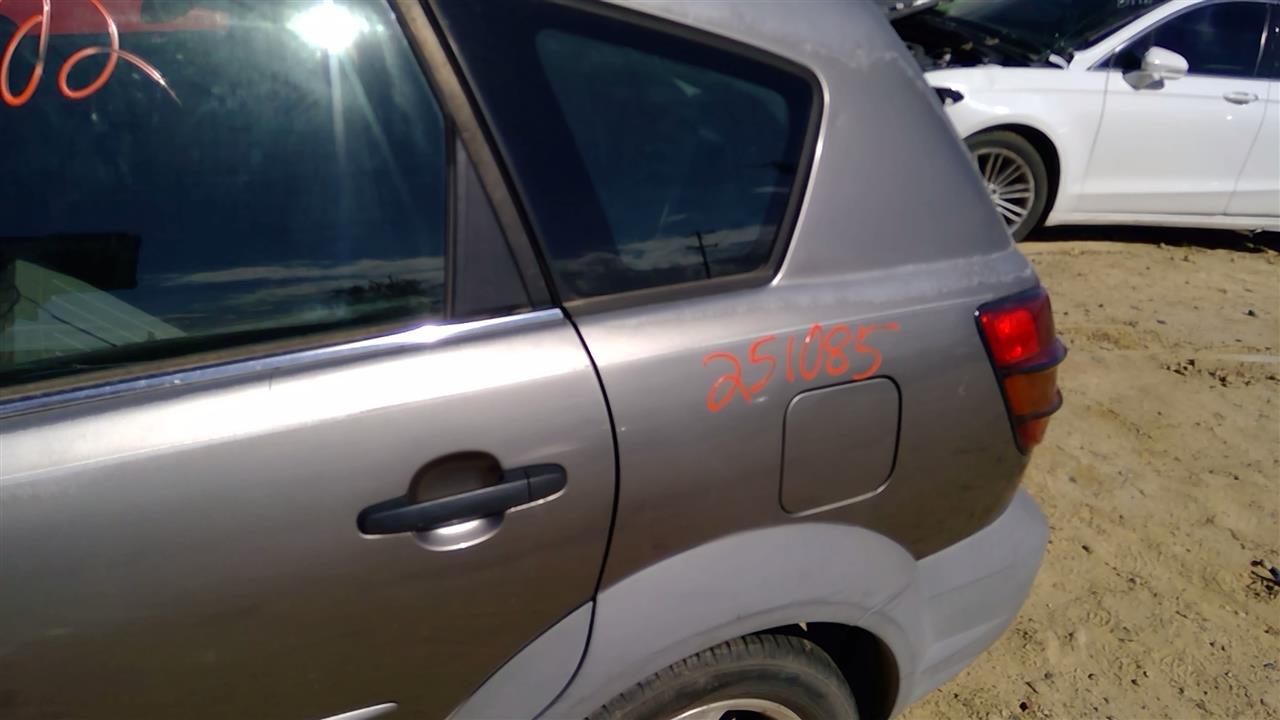https://f005.backblazeb2.com/file/img-partshotlines-com/Inventory/SW52/Vehicle/20107_12.jpg