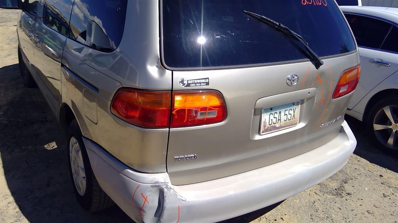 https://f005.backblazeb2.com/file/img-partshotlines-com/Inventory/SW52/Vehicle/20122_13.jpg