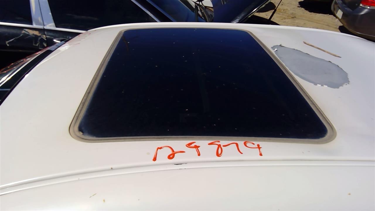 https://f005.backblazeb2.com/file/img-partshotlines-com/Inventory/SW52/Vehicle/20133_04.jpg