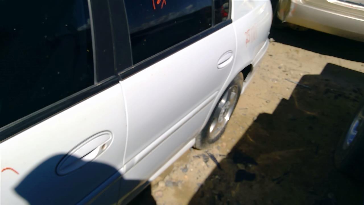 https://f005.backblazeb2.com/file/img-partshotlines-com/Inventory/SW52/Vehicle/20133_11.jpg