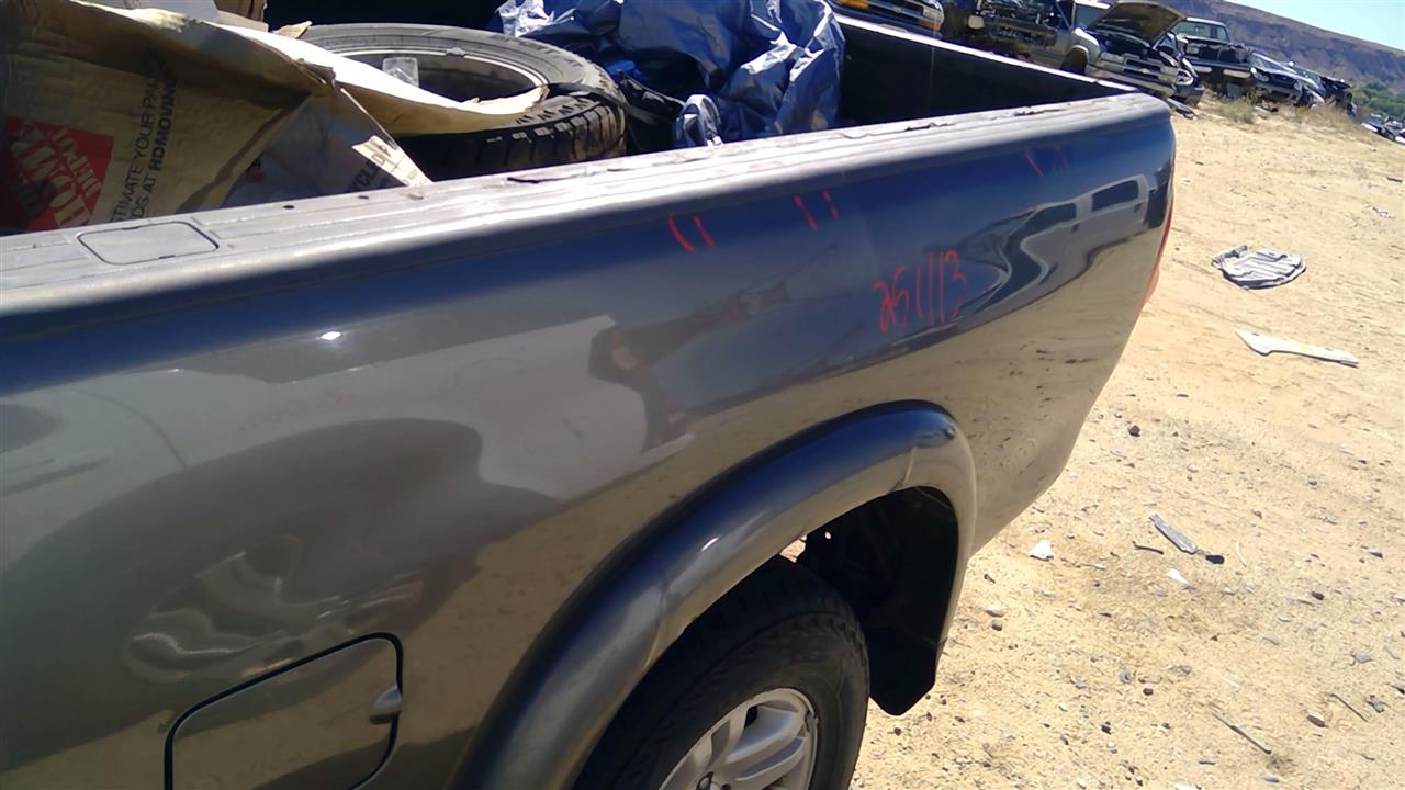 https://f005.backblazeb2.com/file/img-partshotlines-com/Inventory/SW52/Vehicle/20135_13.jpg