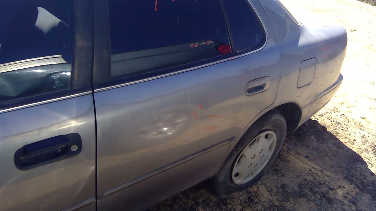 https://f005.backblazeb2.com/file/img-partshotlines-com/Inventory/SW52/Vehicle/20136_09.jpg