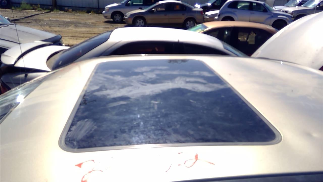 https://f005.backblazeb2.com/file/img-partshotlines-com/Inventory/SW52/Vehicle/20143_04.jpg