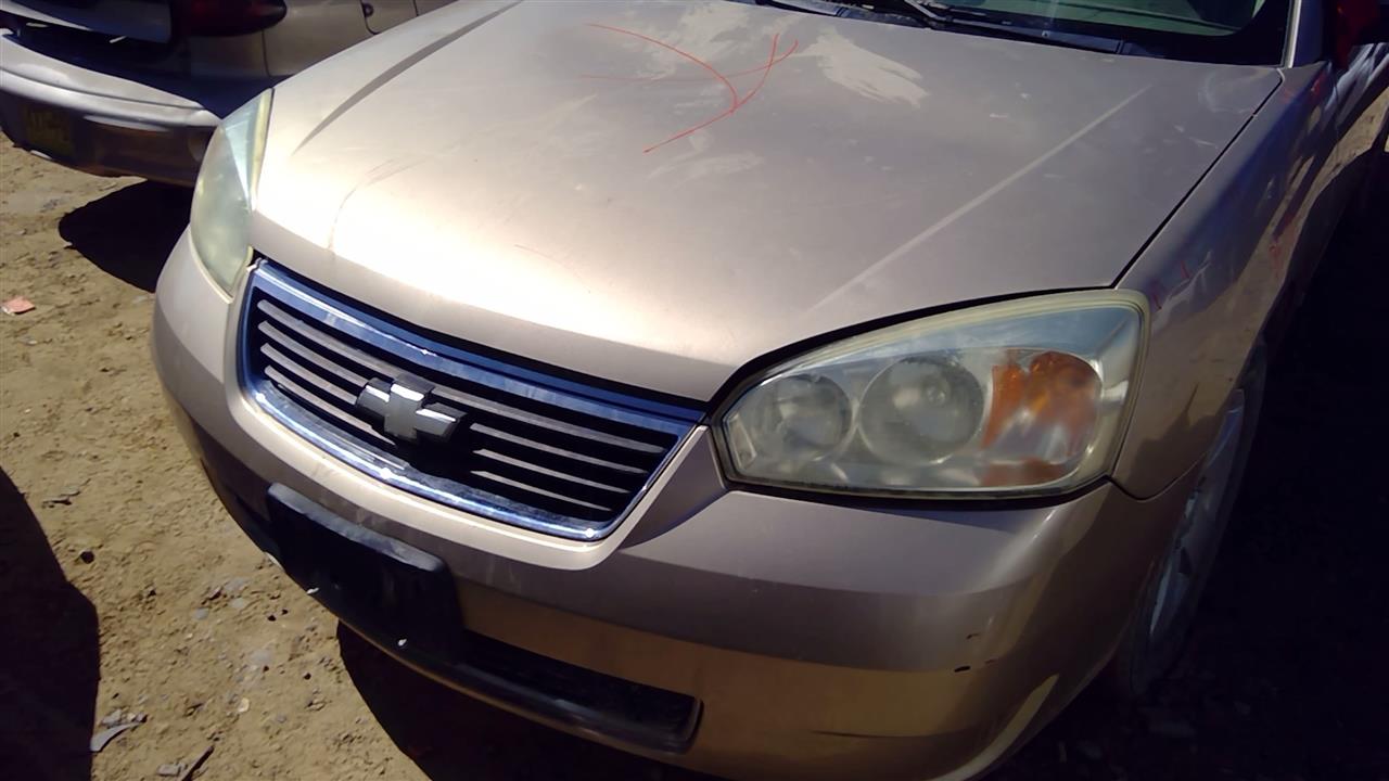 https://f005.backblazeb2.com/file/img-partshotlines-com/Inventory/SW52/Vehicle/20143_08.jpg