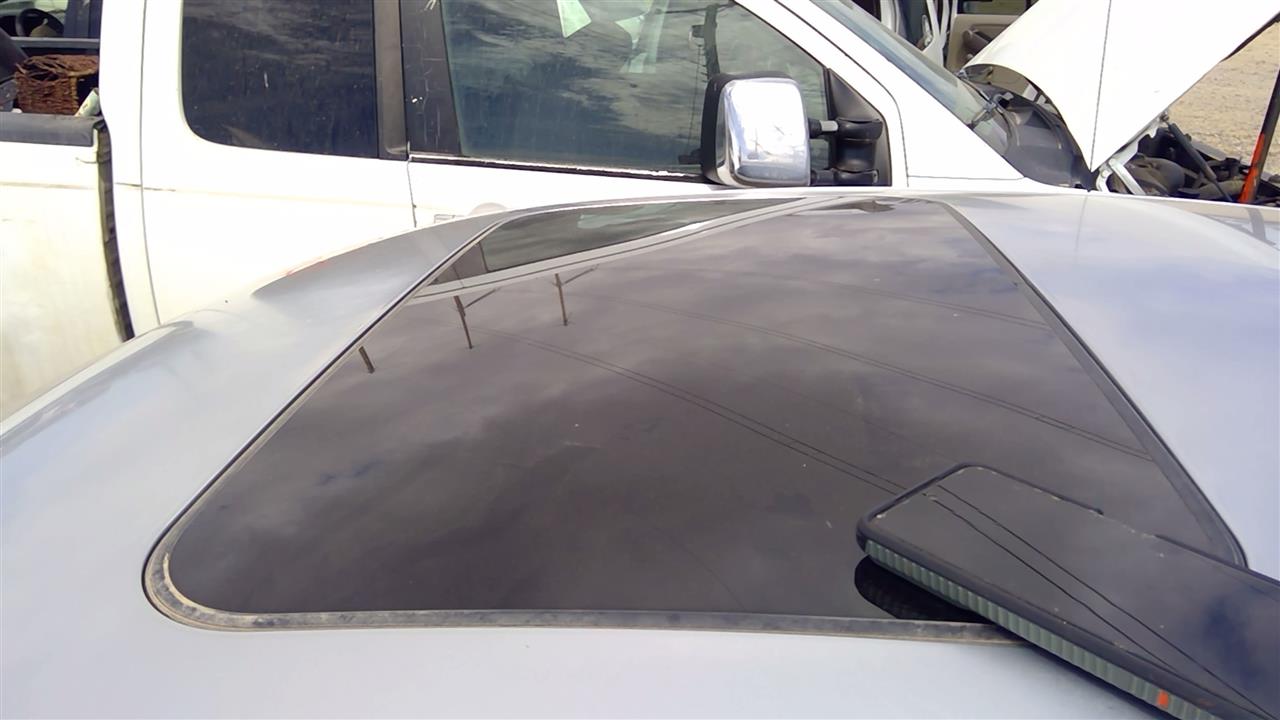 https://f005.backblazeb2.com/file/img-partshotlines-com/Inventory/SW52/Vehicle/20150_04.jpg