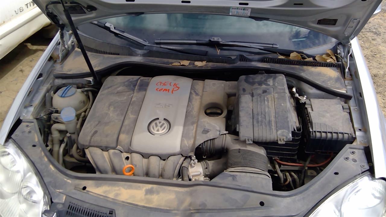 https://f005.backblazeb2.com/file/img-partshotlines-com/Inventory/SW52/Vehicle/20150_05.jpg