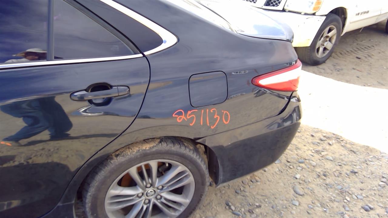 https://f005.backblazeb2.com/file/img-partshotlines-com/Inventory/SW52/Vehicle/20152_12.jpg