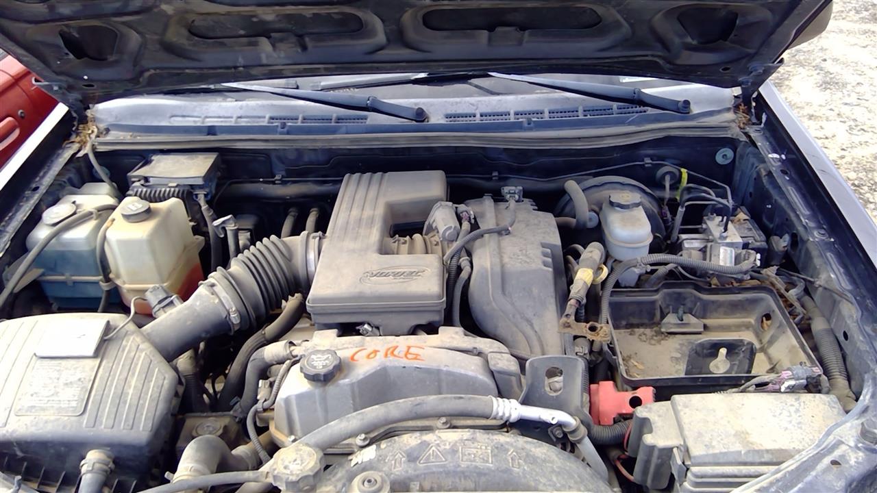 https://f005.backblazeb2.com/file/img-partshotlines-com/Inventory/SW52/Vehicle/20153_05.jpg
