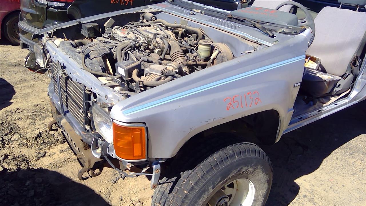https://f005.backblazeb2.com/file/img-partshotlines-com/Inventory/SW52/Vehicle/20154_07.jpg