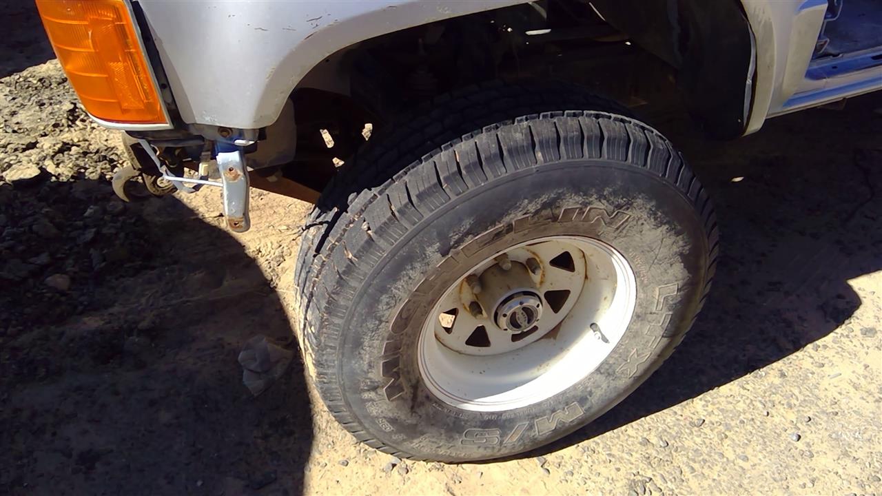 https://f005.backblazeb2.com/file/img-partshotlines-com/Inventory/SW52/Vehicle/20154_08.jpg