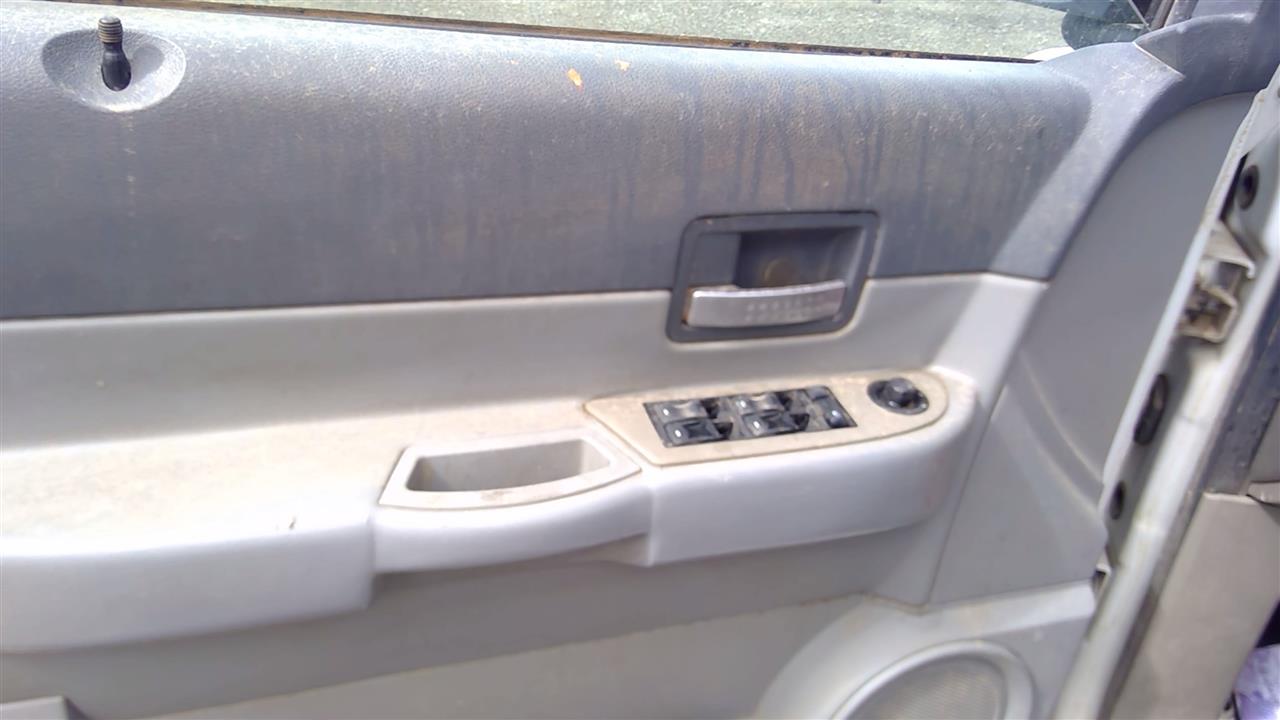 https://f005.backblazeb2.com/file/img-partshotlines-com/Inventory/SW52/Vehicle/20158_02.jpg