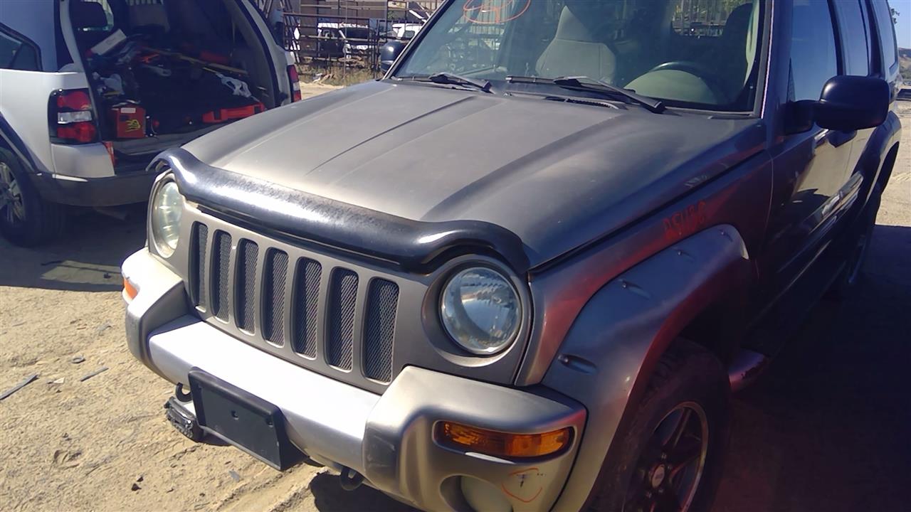 https://f005.backblazeb2.com/file/img-partshotlines-com/Inventory/SW52/Vehicle/20160_09.jpg
