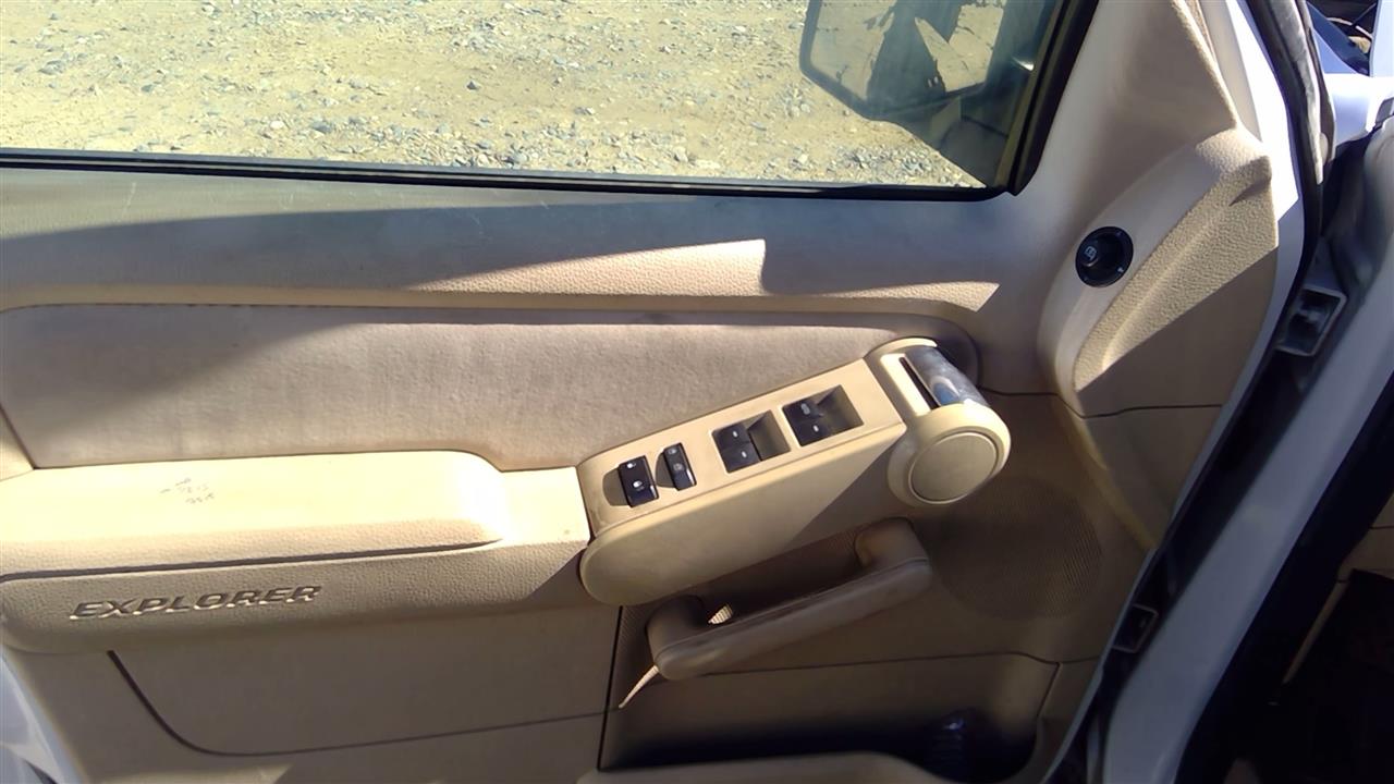 https://f005.backblazeb2.com/file/img-partshotlines-com/Inventory/SW52/Vehicle/20161_02.jpg