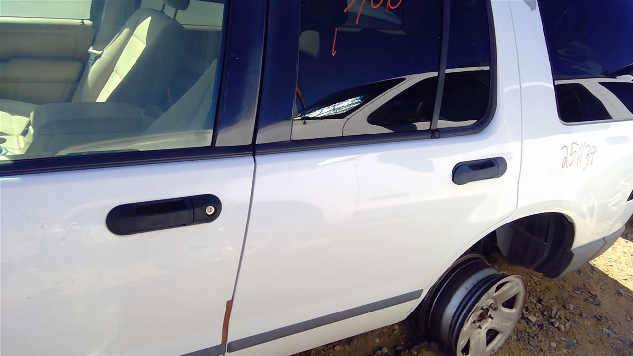 https://f005.backblazeb2.com/file/img-partshotlines-com/Inventory/SW52/Vehicle/20161_11.jpg