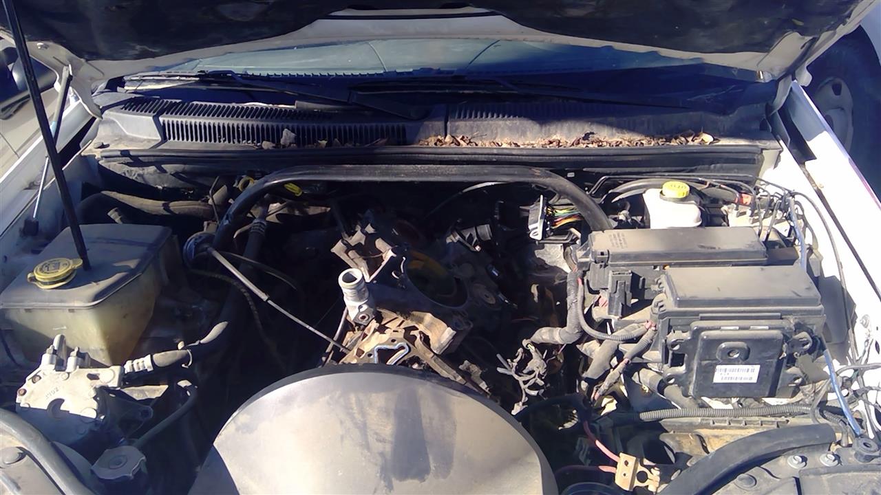 https://f005.backblazeb2.com/file/img-partshotlines-com/Inventory/SW52/Vehicle/20171_08.jpg