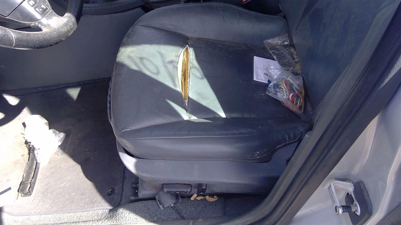 https://f005.backblazeb2.com/file/img-partshotlines-com/Inventory/SW52/Vehicle/20172_03.jpg