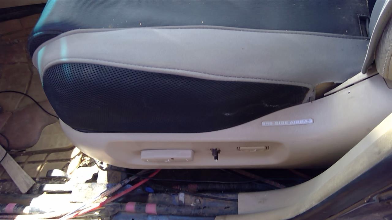 https://f005.backblazeb2.com/file/img-partshotlines-com/Inventory/SW52/Vehicle/20175_03.jpg
