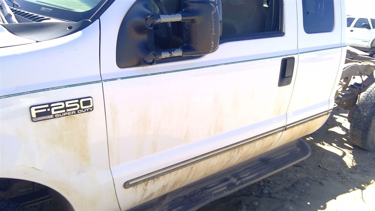 https://f005.backblazeb2.com/file/img-partshotlines-com/Inventory/SW52/Vehicle/20176_11.jpg