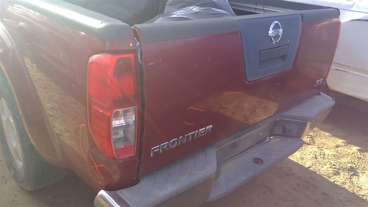 https://f005.backblazeb2.com/file/img-partshotlines-com/Inventory/SW52/Vehicle/20189_13.jpg