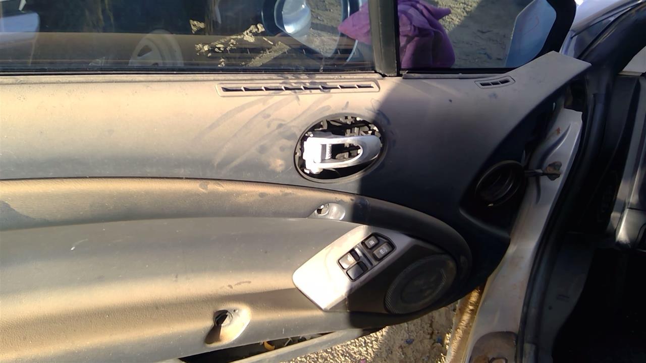 https://f005.backblazeb2.com/file/img-partshotlines-com/Inventory/SW52/Vehicle/20190_02.jpg