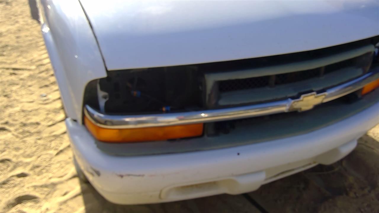 https://f005.backblazeb2.com/file/img-partshotlines-com/Inventory/SW52/Vehicle/20199_06.jpg