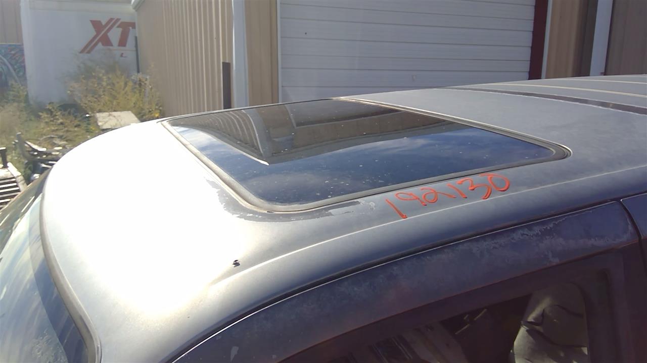 https://f005.backblazeb2.com/file/img-partshotlines-com/Inventory/SW52/Vehicle/20213_04.jpg