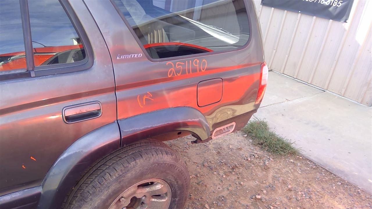 https://f005.backblazeb2.com/file/img-partshotlines-com/Inventory/SW52/Vehicle/20213_11.jpg