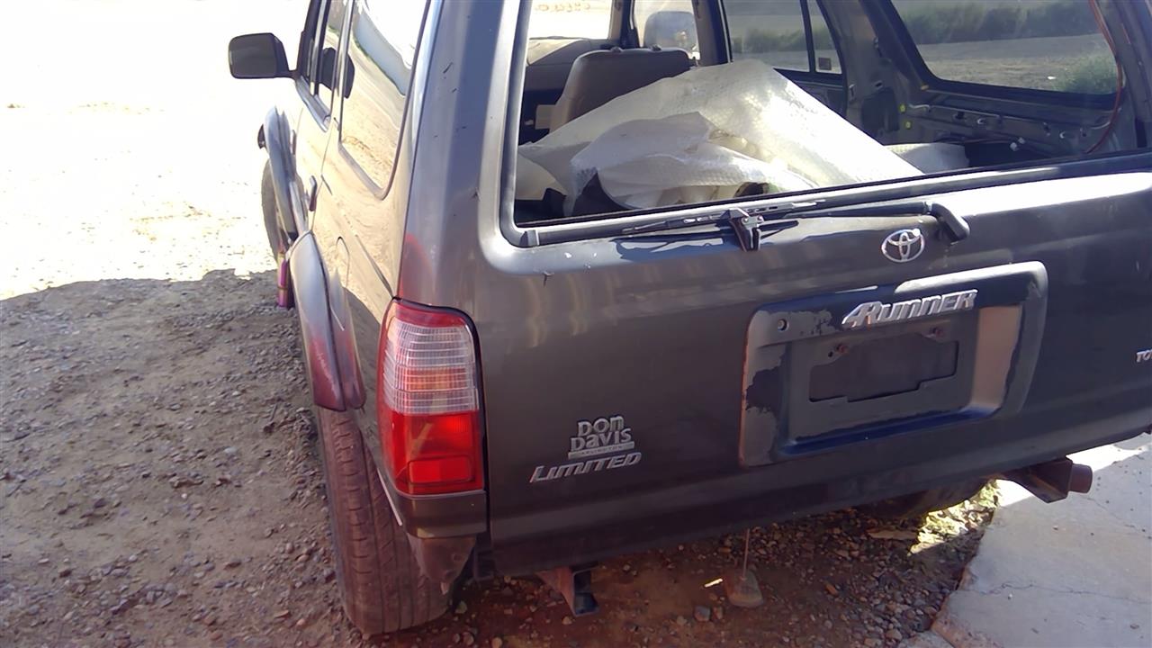 https://f005.backblazeb2.com/file/img-partshotlines-com/Inventory/SW52/Vehicle/20213_12.jpg