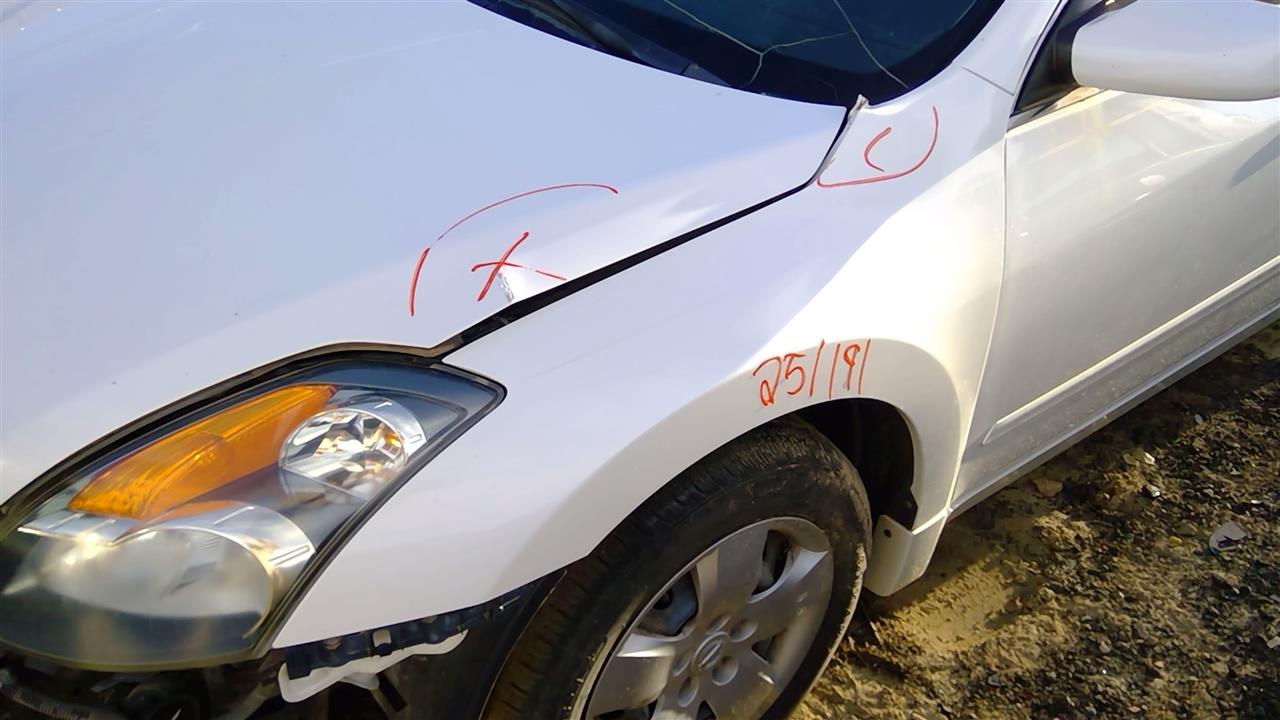 https://f005.backblazeb2.com/file/img-partshotlines-com/Inventory/SW52/Vehicle/20214_09.jpg
