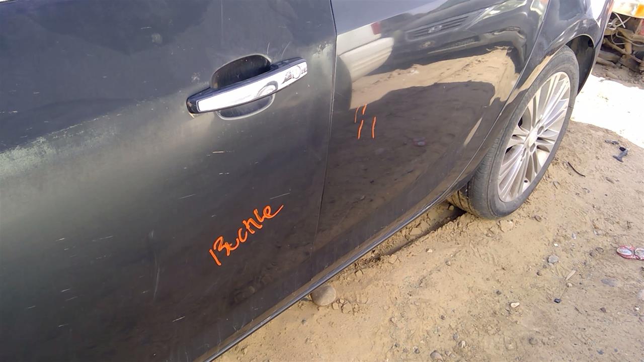 https://f005.backblazeb2.com/file/img-partshotlines-com/Inventory/SW52/Vehicle/20231_13.jpg