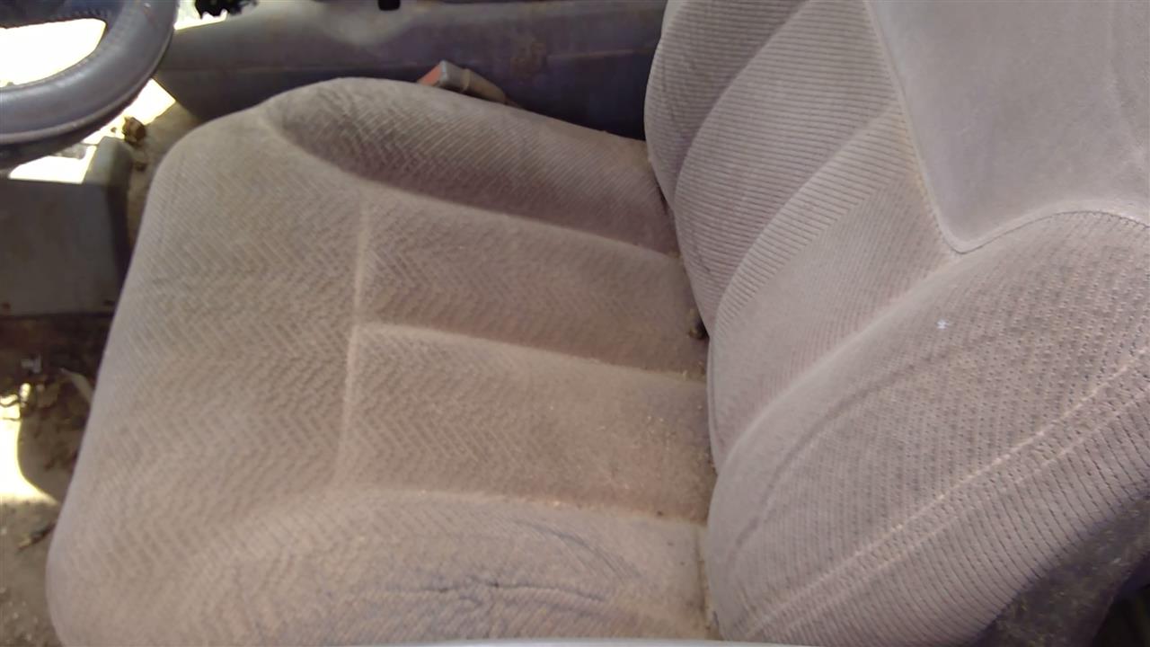 https://f005.backblazeb2.com/file/img-partshotlines-com/Inventory/SW52/Vehicle/20233_03.jpg