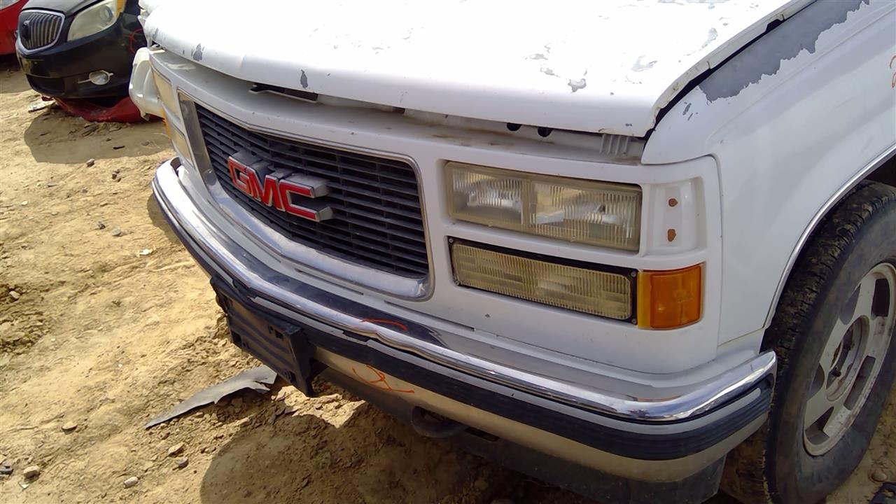 https://f005.backblazeb2.com/file/img-partshotlines-com/Inventory/SW52/Vehicle/20233_09.jpg