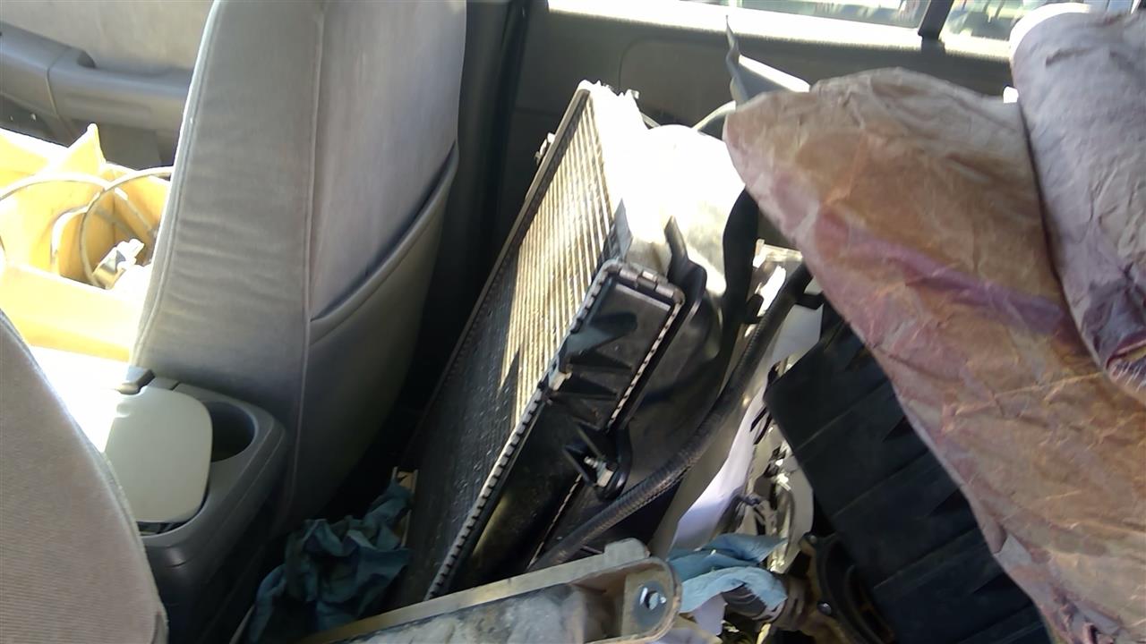 https://f005.backblazeb2.com/file/img-partshotlines-com/Inventory/SW52/Vehicle/20238_06.jpg